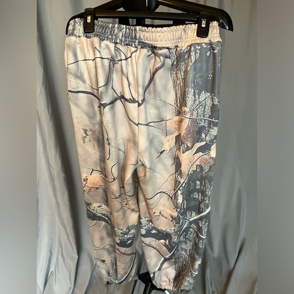Camo Print Joggers - Picture 6 of 10